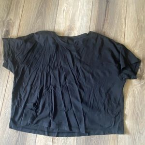 Black Lululemon cropped shirt